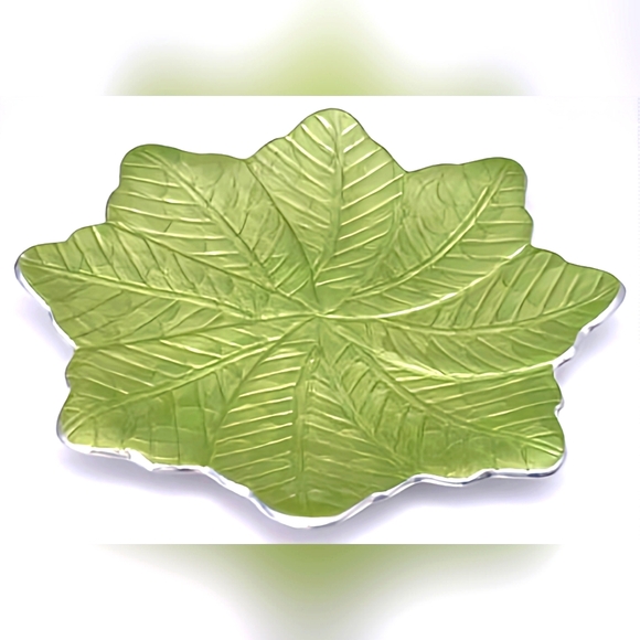 Julia Knight Round Leaf Platter 15” • Color - Mojito - Picture 2 of 3